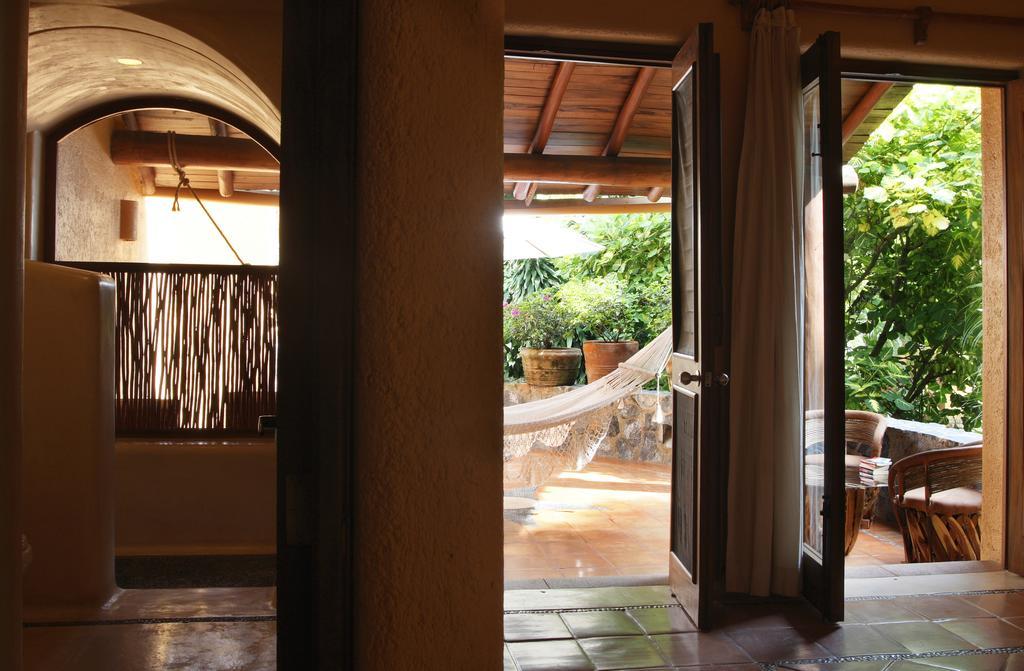 Hotel Casa Don Francisco Ixtapa  Exterior foto